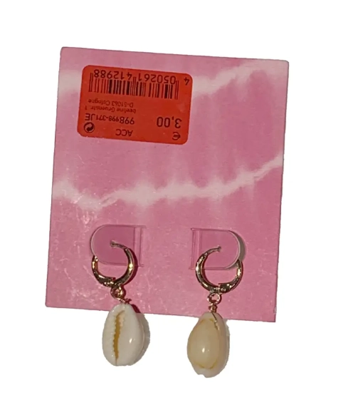 accessories-earring-scallops.webp