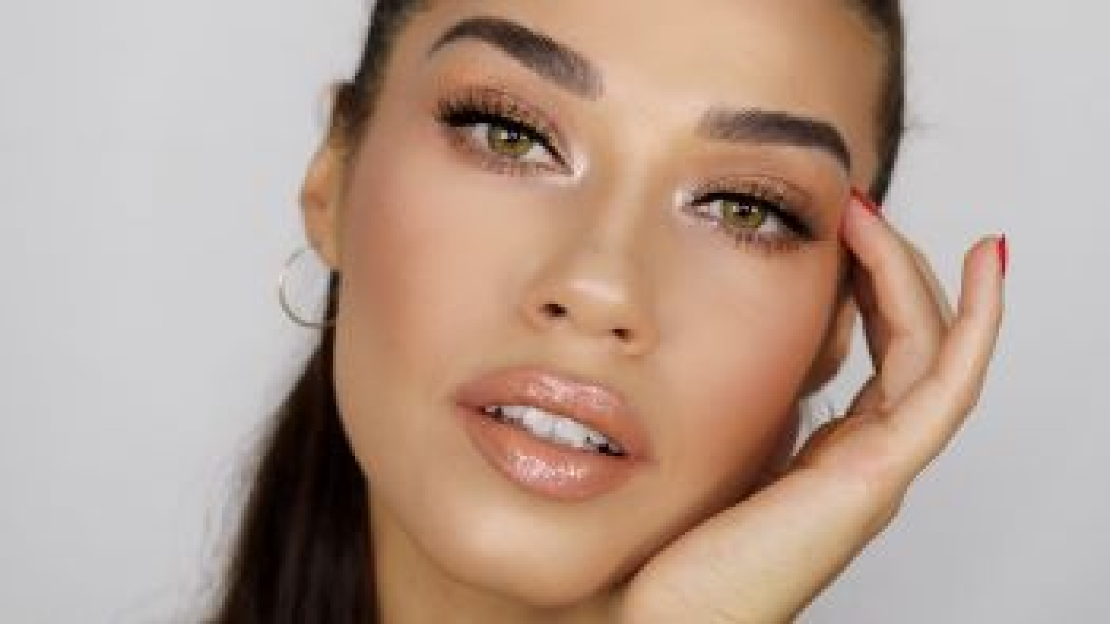 nude makeup